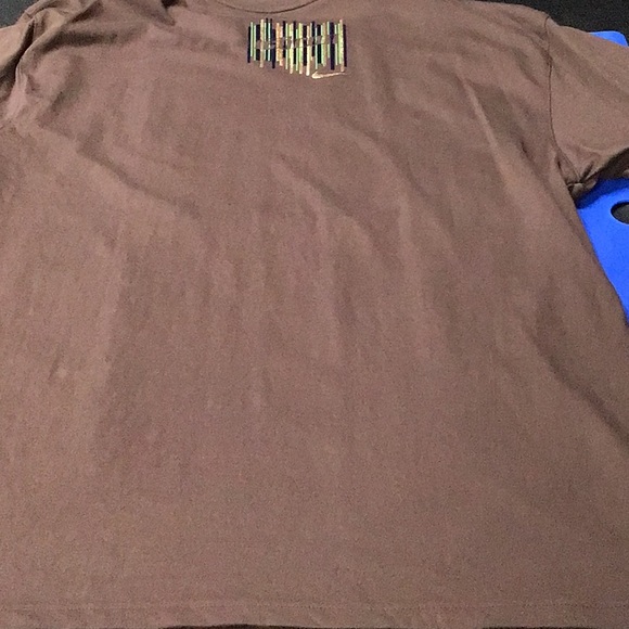 Nike VINTAGE LEBRON JAMES SHIRT - Picture 12 of 14